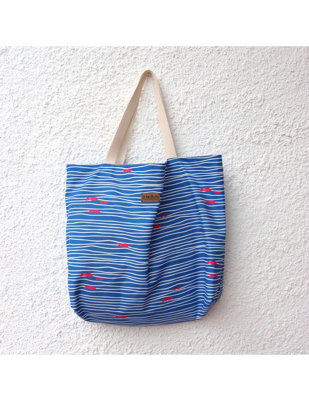 Bolsa playa Sabotigueta peces