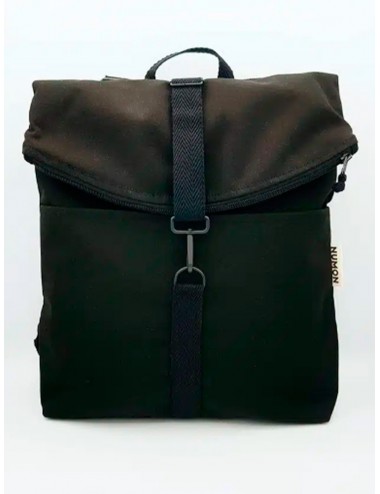 Mochila icónic negra con cremallera