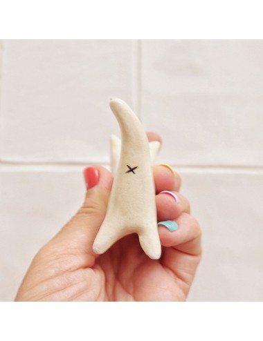 Gatito de cerámica con corazón de Sabotigueta