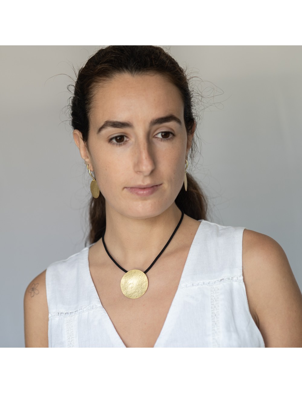 Collaret cercle daurat Sabotigueta